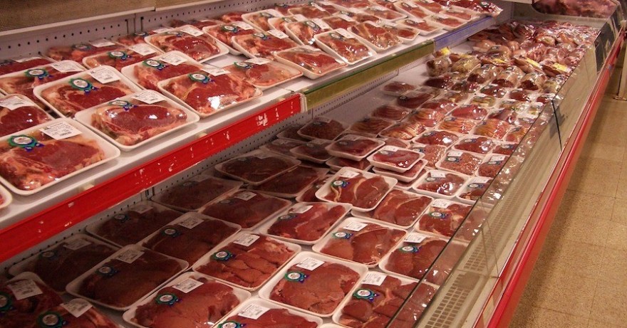 Fleisch im Supermarkt