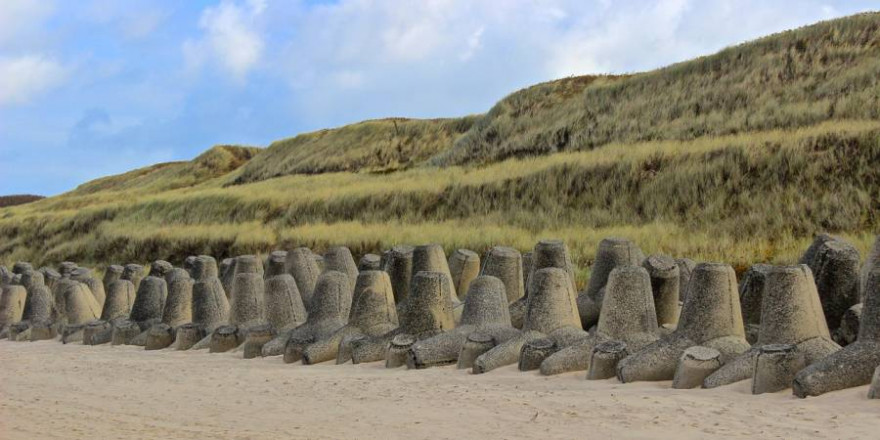 Maßnahmen zum Küstenschutz an einem Strand auf der Insel Sylt (Symbolbild: Kerstin Herrmann)