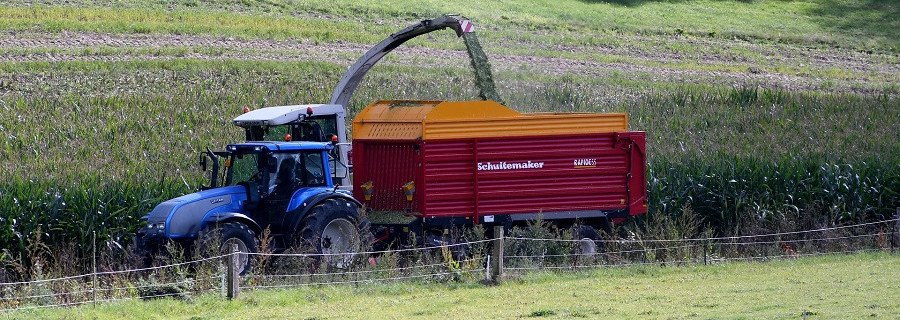 Traktorfahrer bei Jagdunfall schwer verletzt