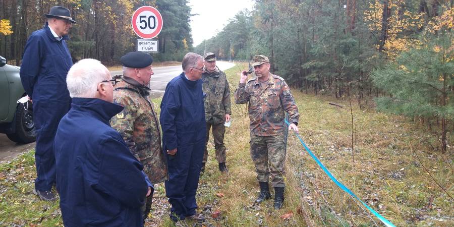 Parlamentarischer Staatssekretär Feiler informiert sich bei Bundeswehr über ASP Bekämpfung (Foto: BMEL)