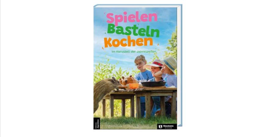 Cover „Spielen Basteln Kochen: Im Karussell der Jahreszeiten“