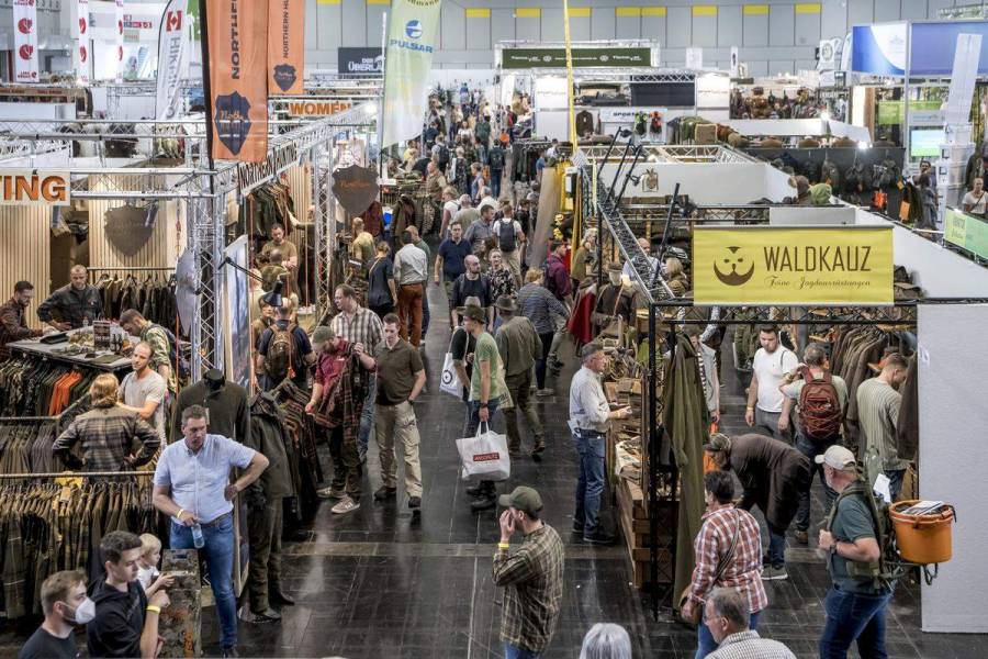 Reges Treiben in den Messehallen. (Foto: Messe Dortmund GmbH)