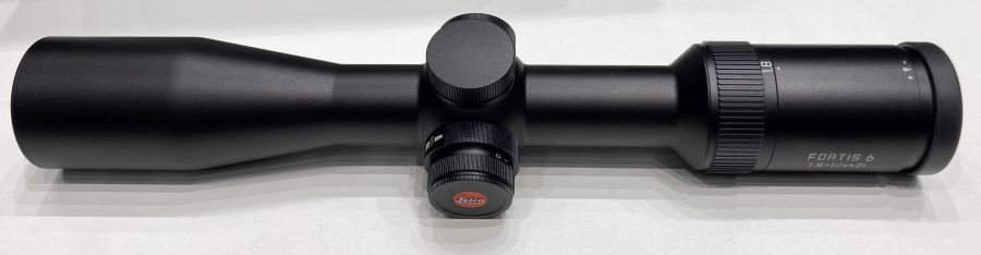 Das Leica Fortis 6 1.8-12x42i (Foto: mlz)