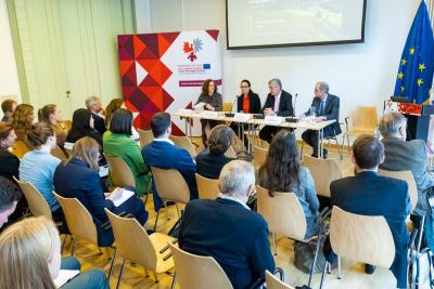 Die Veranstaltung Herausforderungen des Wolfsmanagements in der EU fand in der Brüsseler Vertretung der Europaregion Tirol-Südtirol-Trentino statt. (Foto: LPA/Javier Bernal Revert)