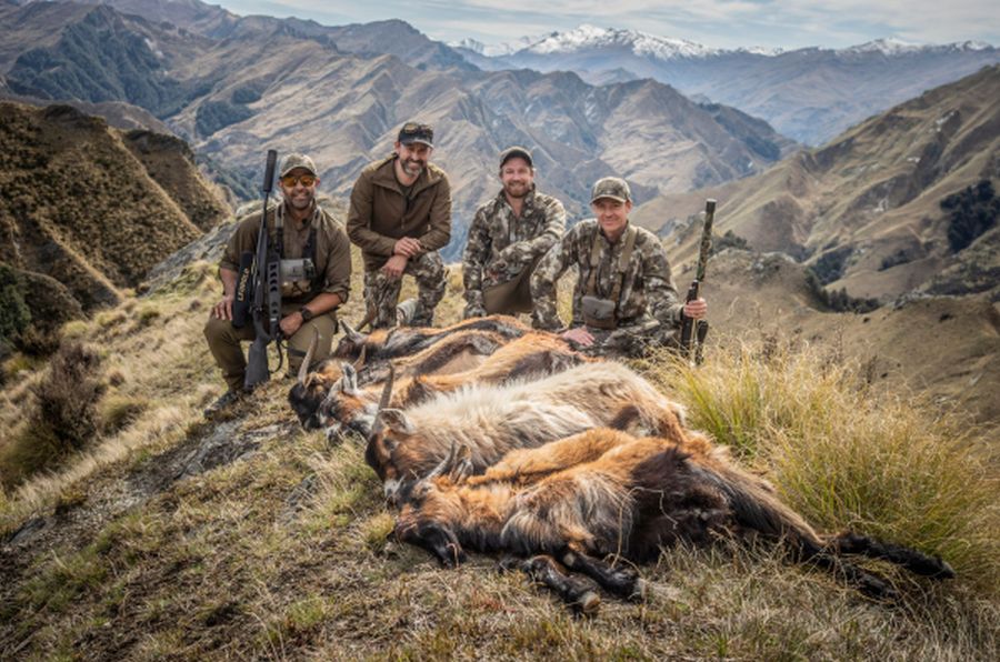 Der Red Stag Timber Hunters Club mit seinen Wettbewerbsbeiträgen. (Quelle: Red Stag Timber Hunters Club)